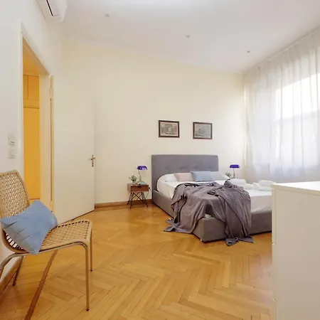 Spacious Parioli Apartment Rome Exterior photo