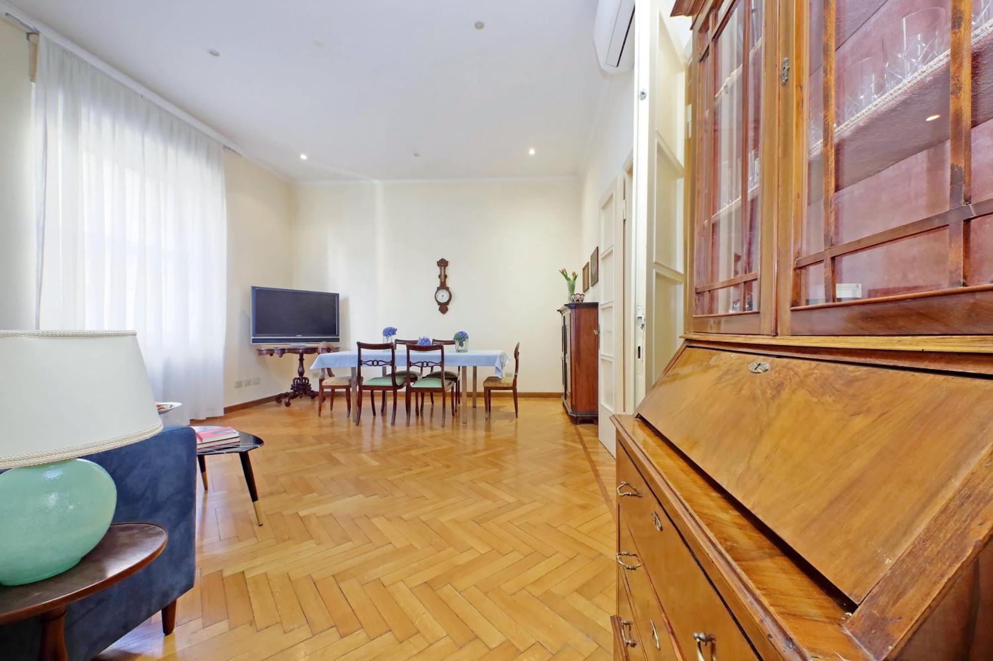 Spacious Parioli Appartement