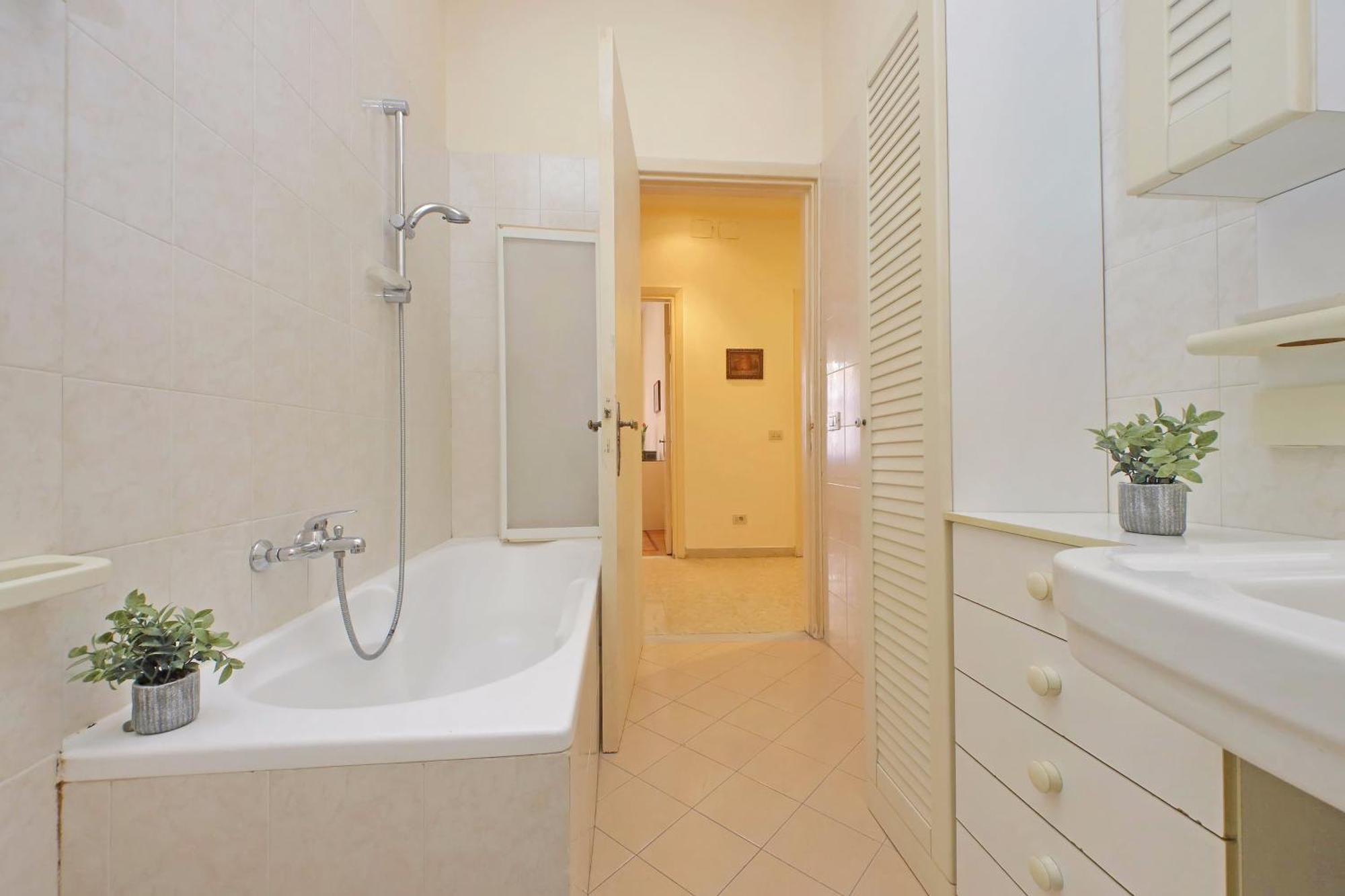 Spacious Parioli Appartement